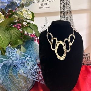 Silver tone necklace